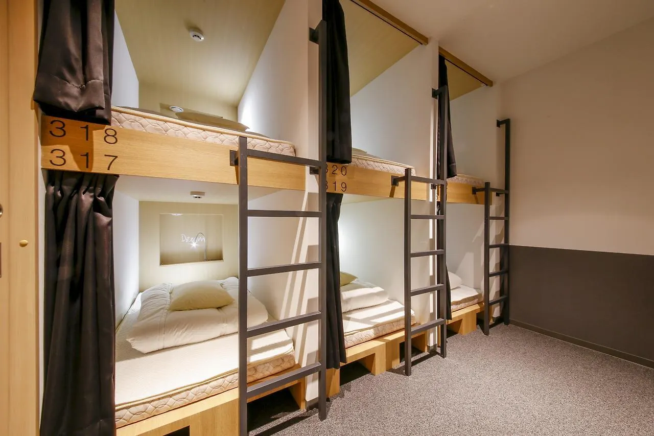 White Hostel Shinsaibashi Osaka Japan